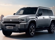 华为智能越野 SUV 东风M817发布