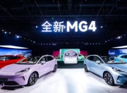 名爵MG4焕新上市：半固态电池+OPPO生态